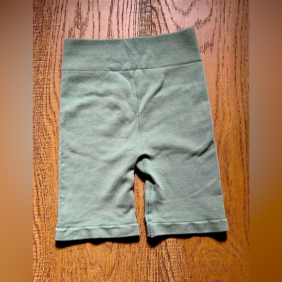 Fabletics Bike shorts, Never worn - Picture 1 of 1